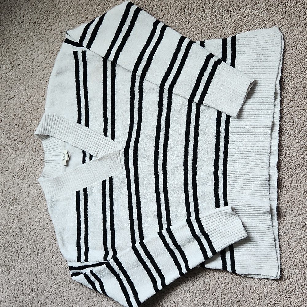 A.n.a. Soft and Stretchy Sweater!